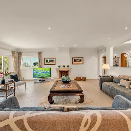 Extraordinary On An Elevated Position In Quinta Do * Quinta do Lago