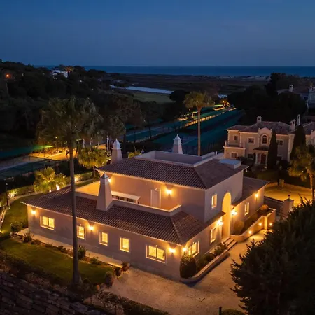 Extraordinary On An Elevated Position In Quinta Do Villa