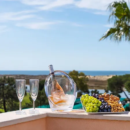 Extraordinary On An Elevated Position In Quinta Do Villa *