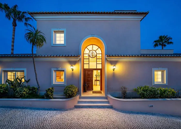 Extraordinary On An Elevated Position In Quinta Do Villa